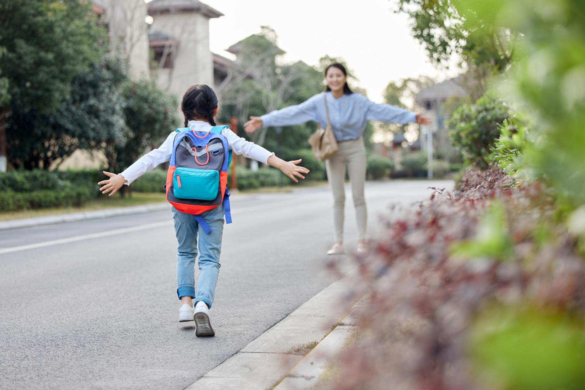 最新小孩上学趋势与挑战概览